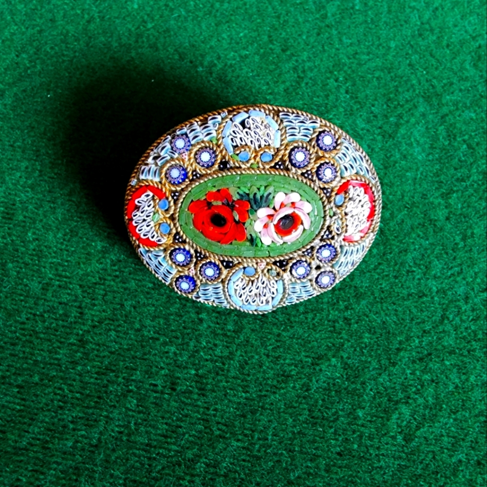Vintage Floral Brooch